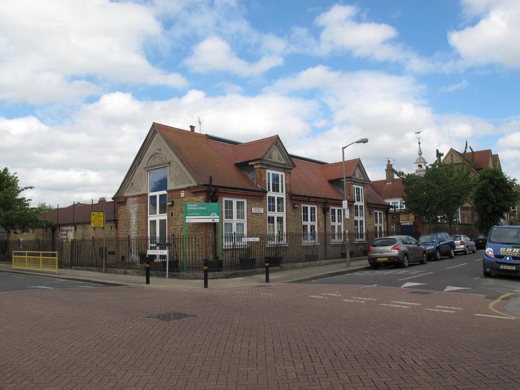 Fircroft Primary School, London photo 1