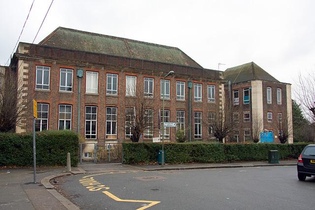 Hendon School, London photo 1