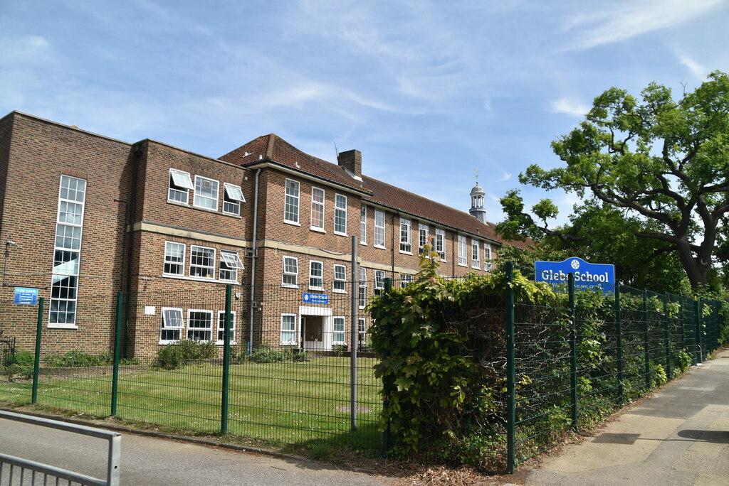 Glebe School photo 1