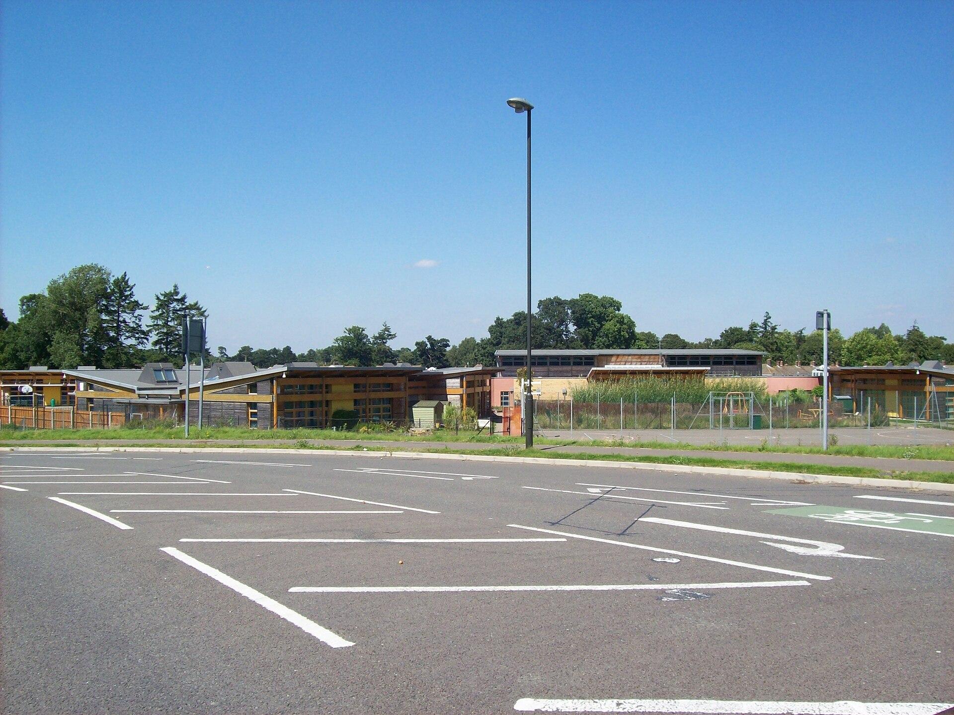 Manor Green College photo 1