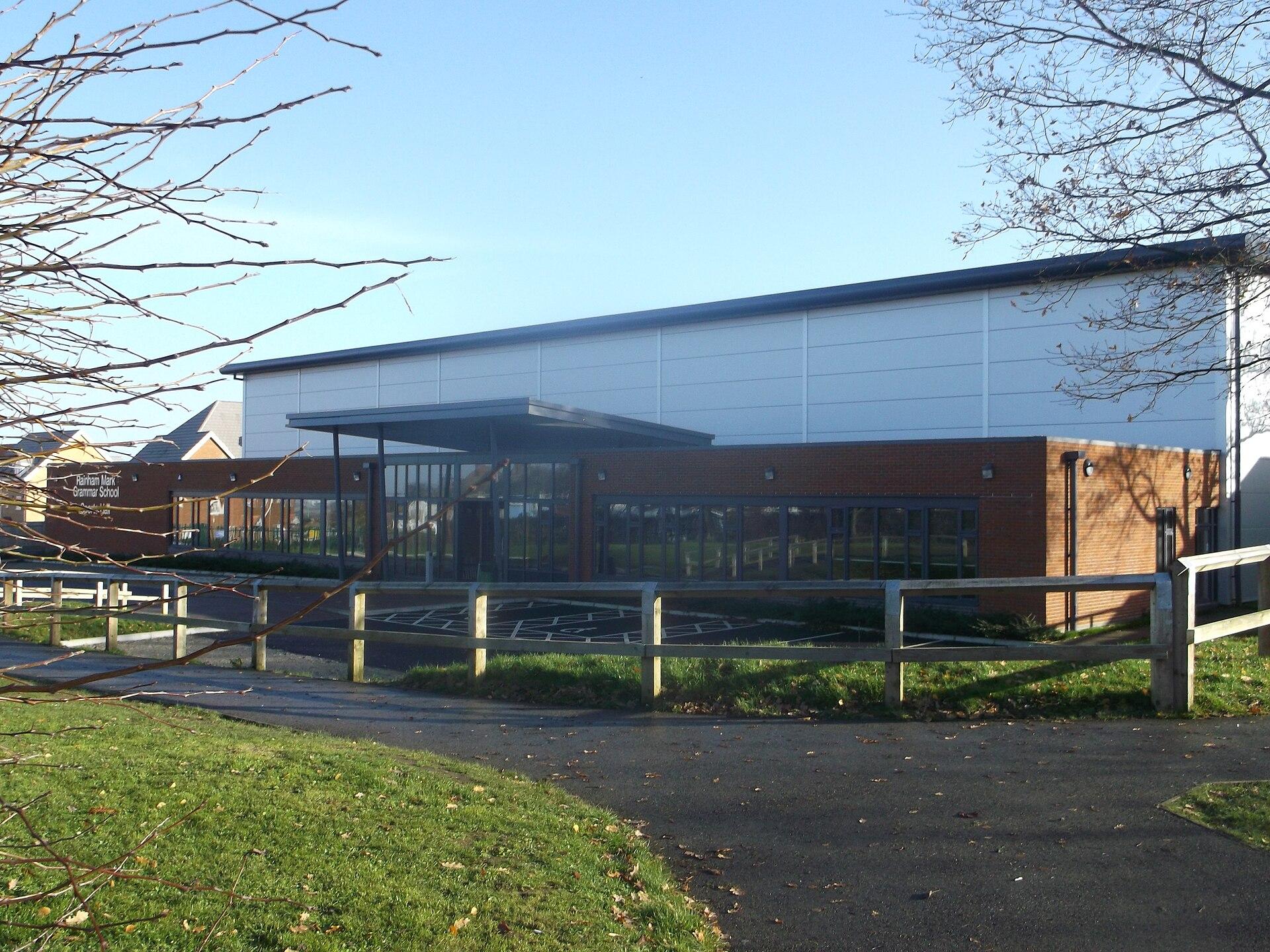 Rainham Mark Grammar School photo 1