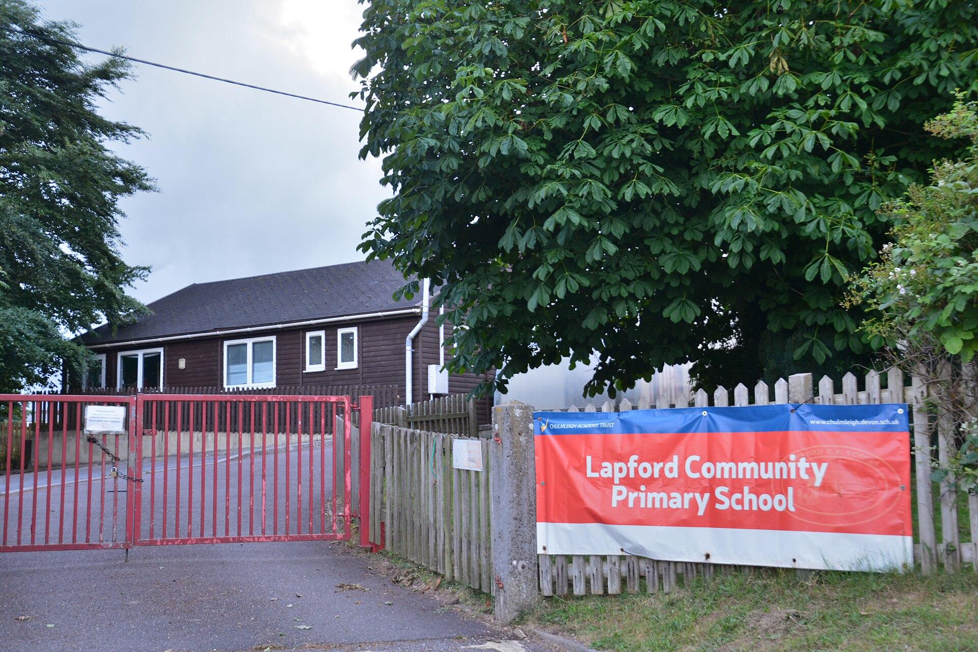 Lapford Community Primary School Tables, Crediton photo 1