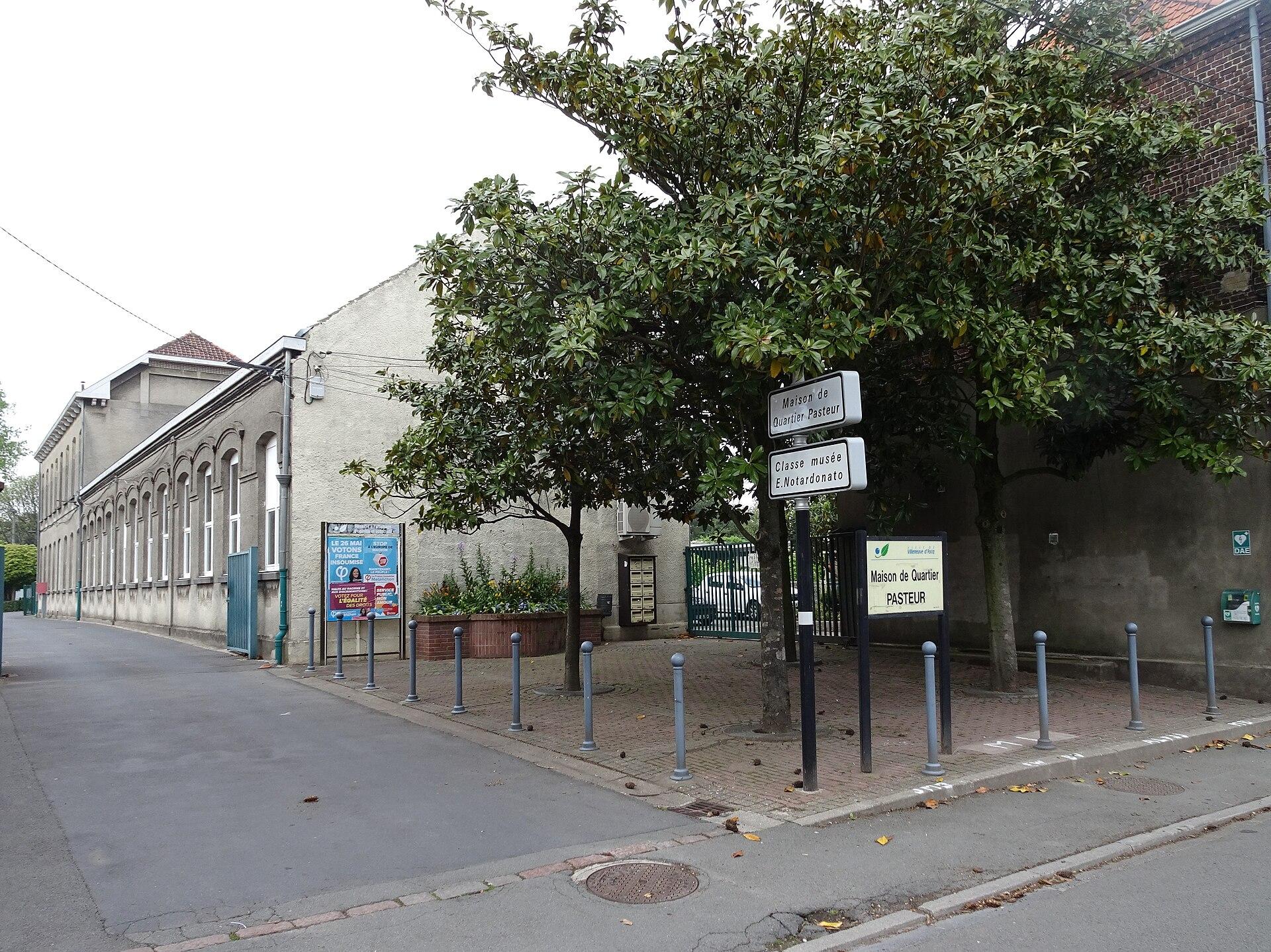 RUE DE BABYLONE Tables, Villeneuve-d'Ascq photo 1
