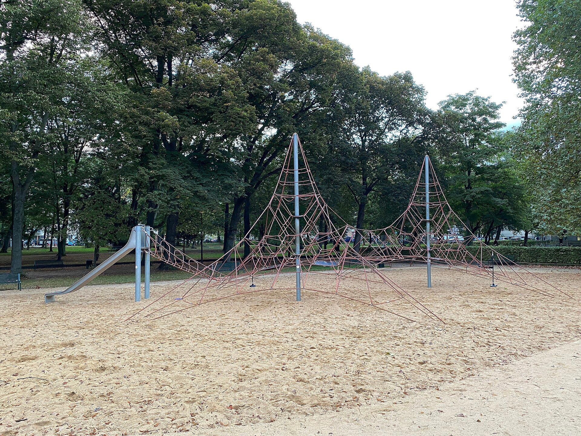 Humboldtpark Tables, Humboldt photo 1