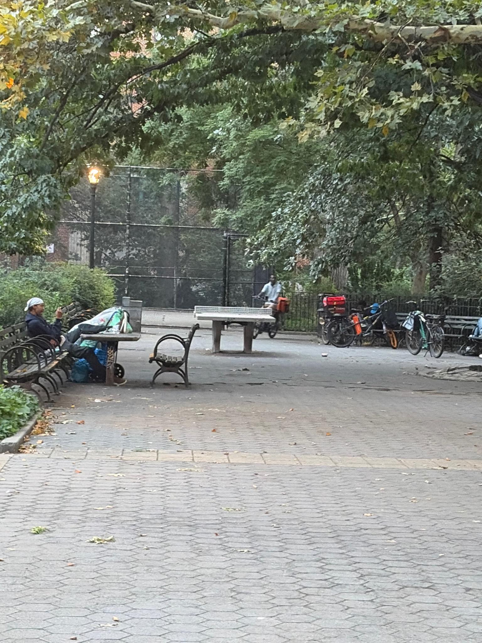 East 9th Street Tables, Manhattan photo 1