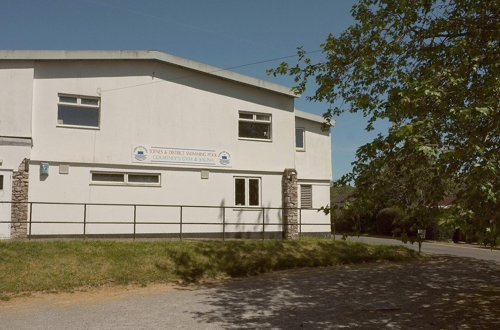 Totnes Leisure Centre, Totnes photo 1