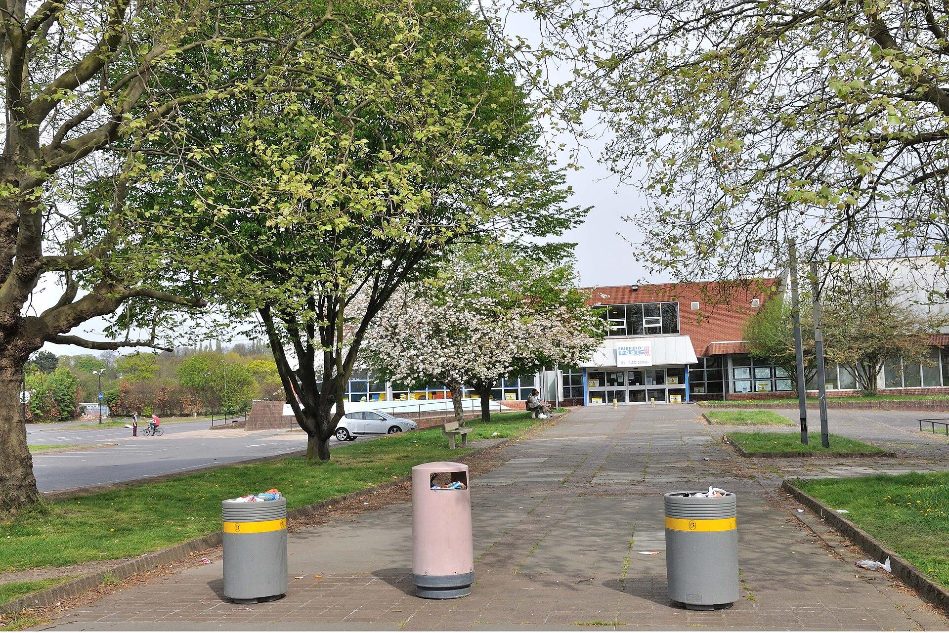 Fairfield Leisure Centre Tables, Dartford photo 1