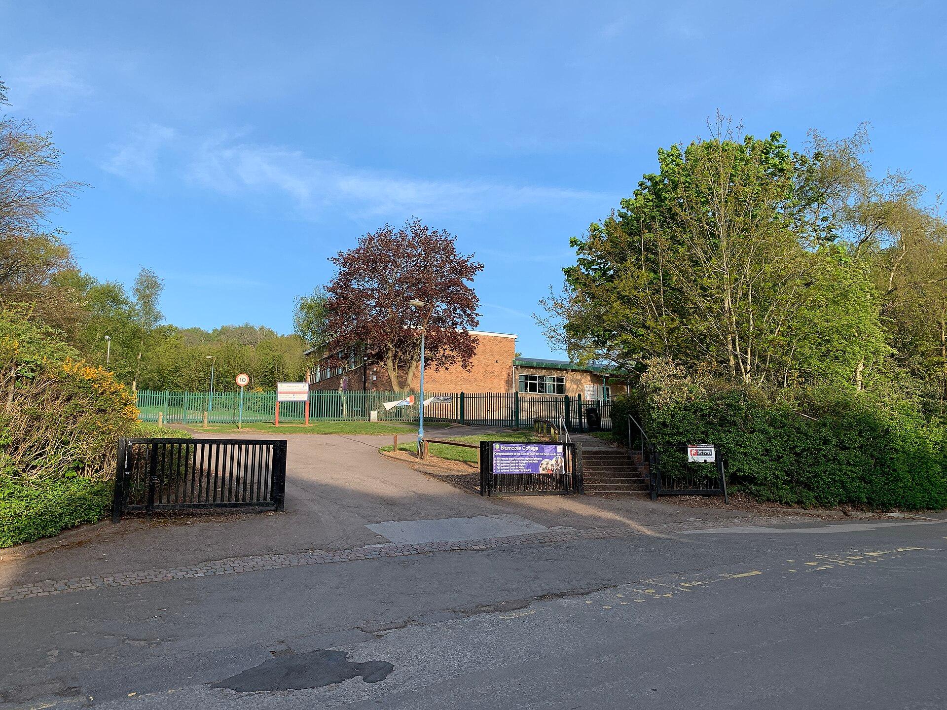 Moor Lane Tables, Bramcote Hills photo 1
