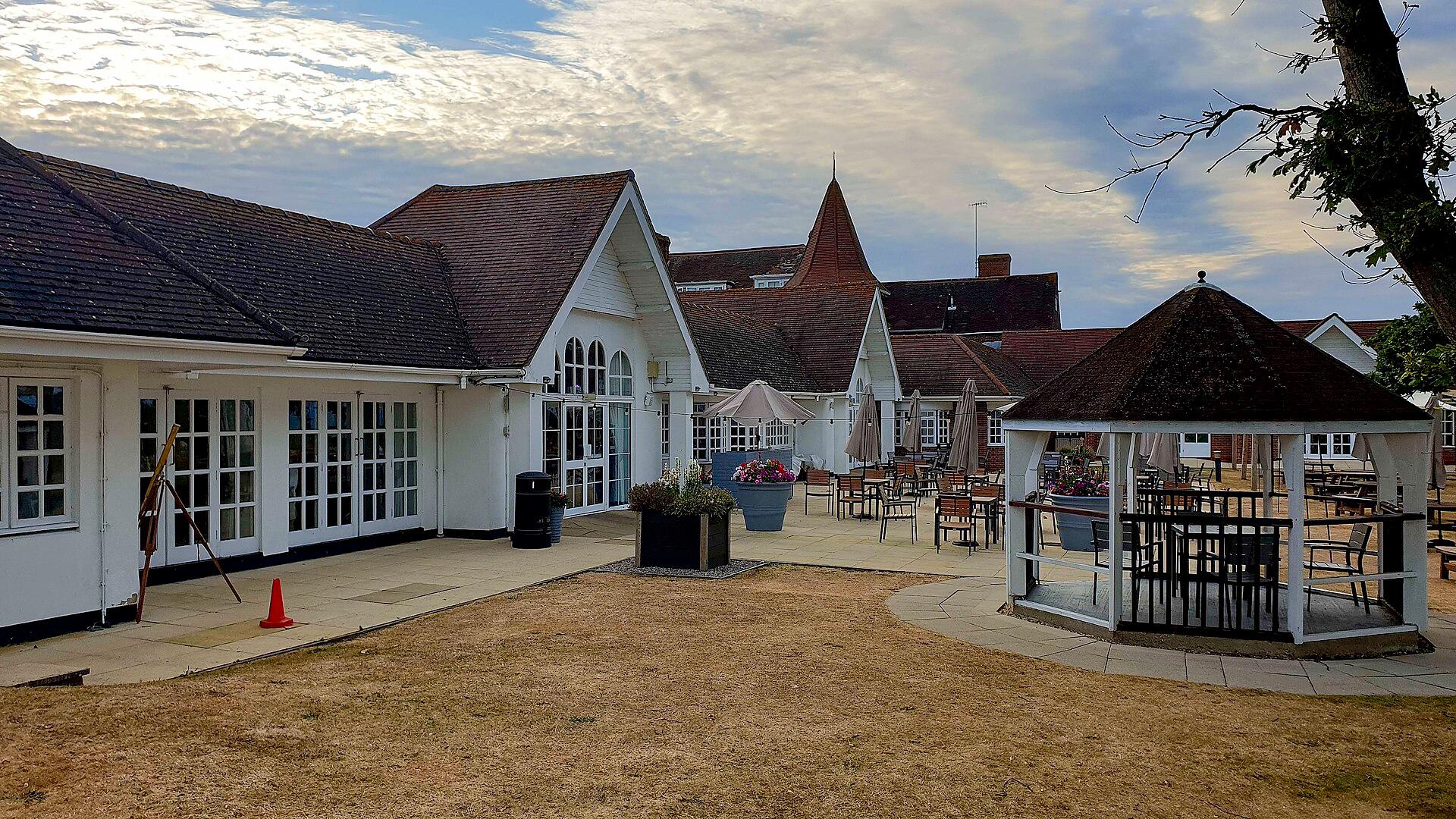 Bembridge Coast Hotel Tables, Bembridge photo 1