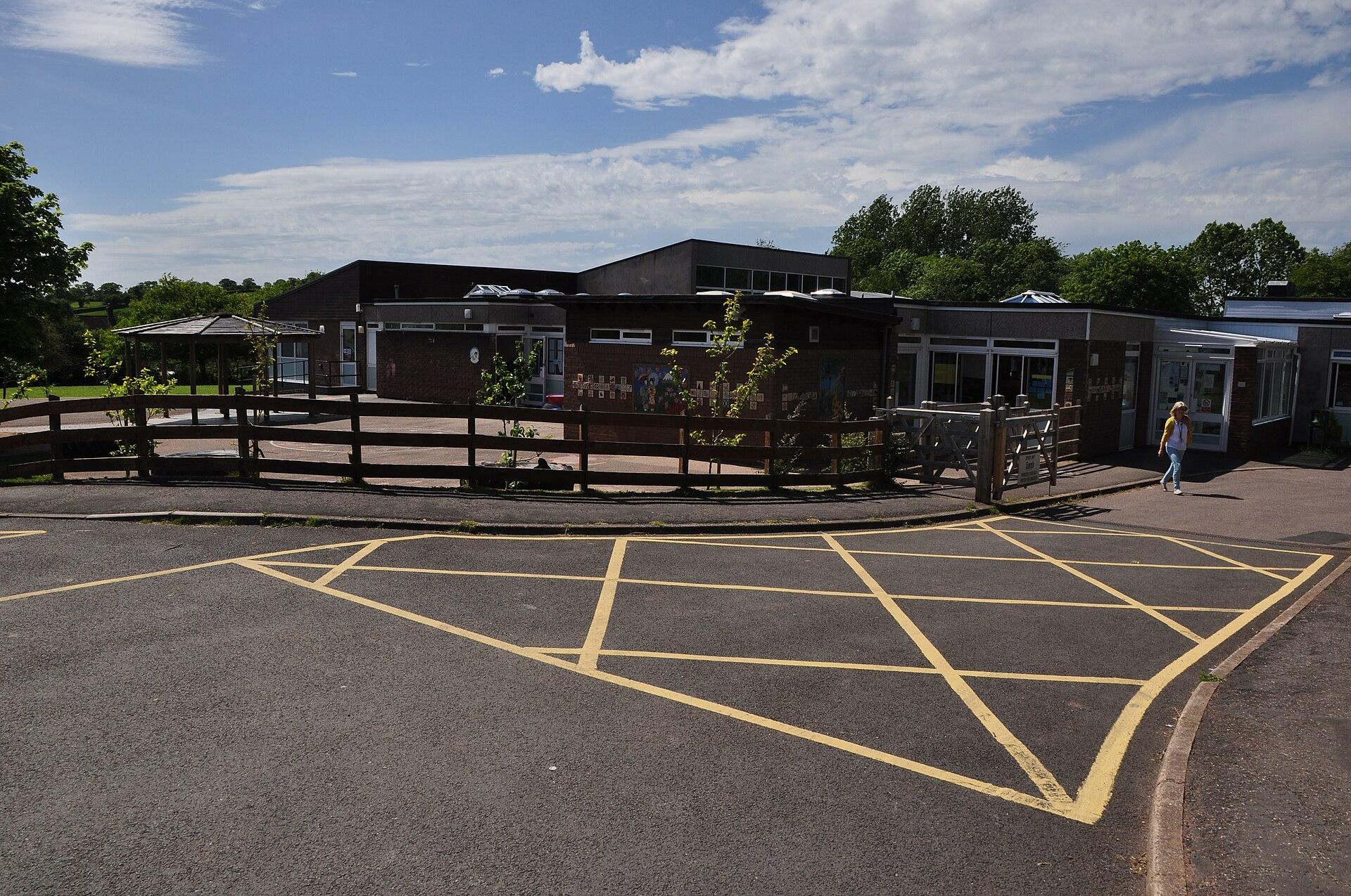 Copplestone Primary School, Crediton photo 1