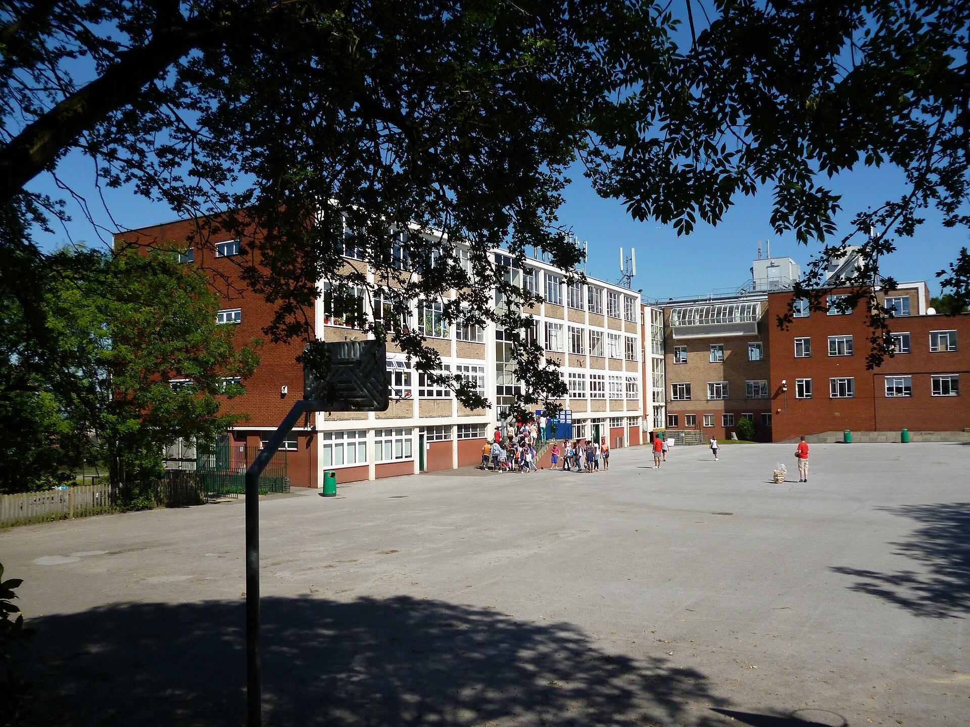 Bishop Thomas Grant School Tables, London photo 1