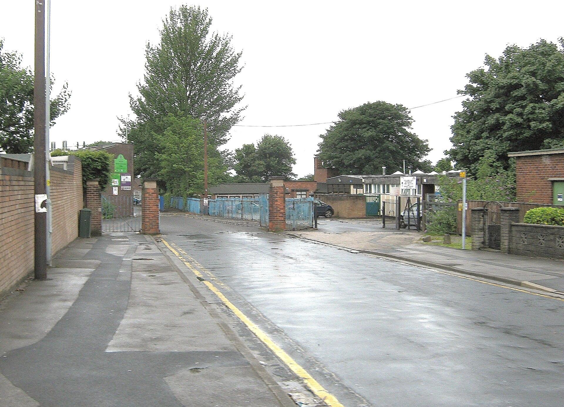 Yewlands Drive Tables, Leyland photo 1