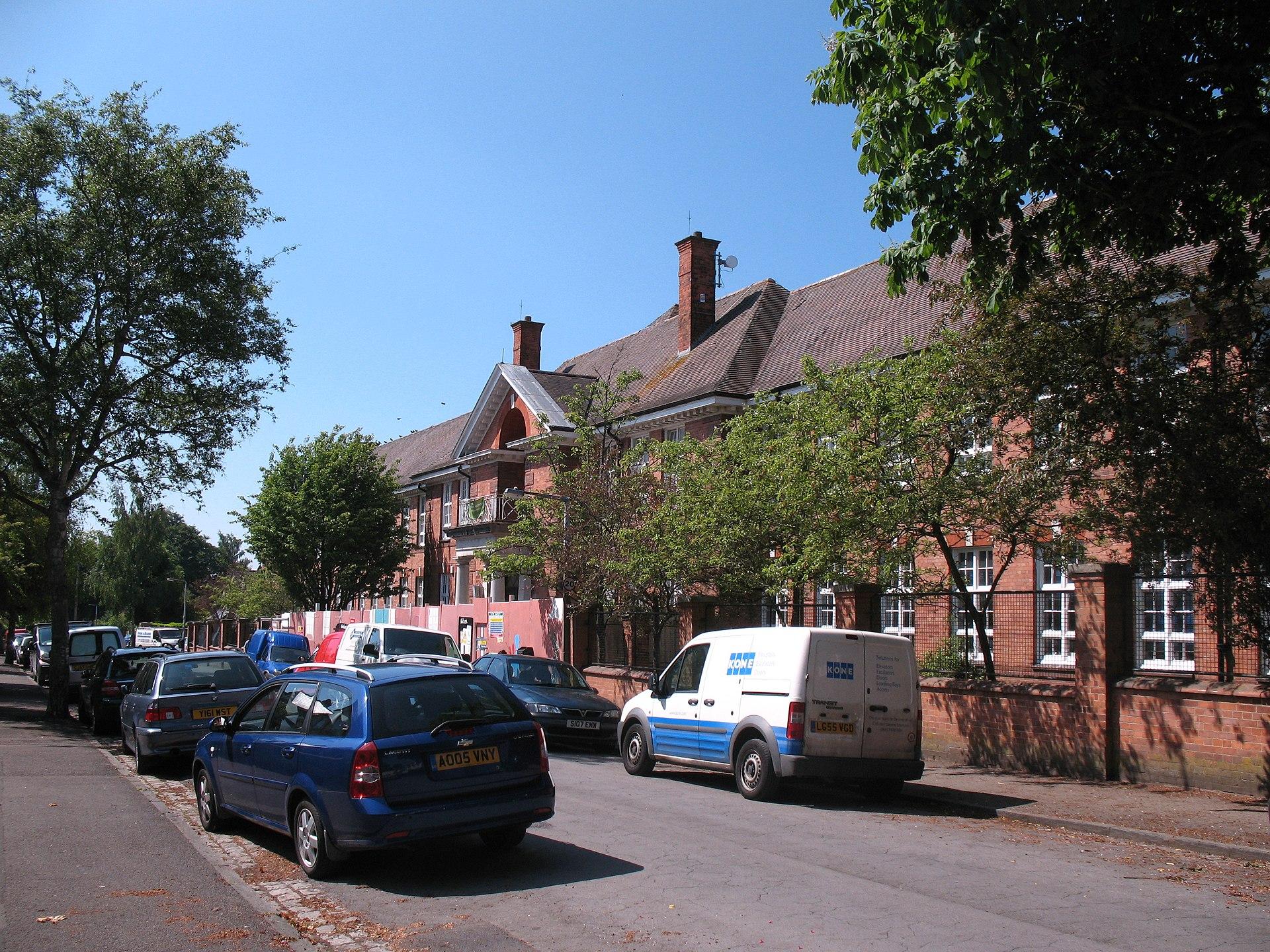 The Commonweal School Tables, Swindon photo 1