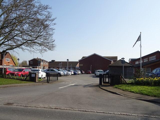 Breamore Road Tables, Salisbury photo 1