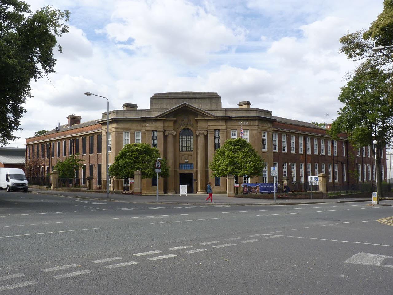 Newark College, Newark photo 1