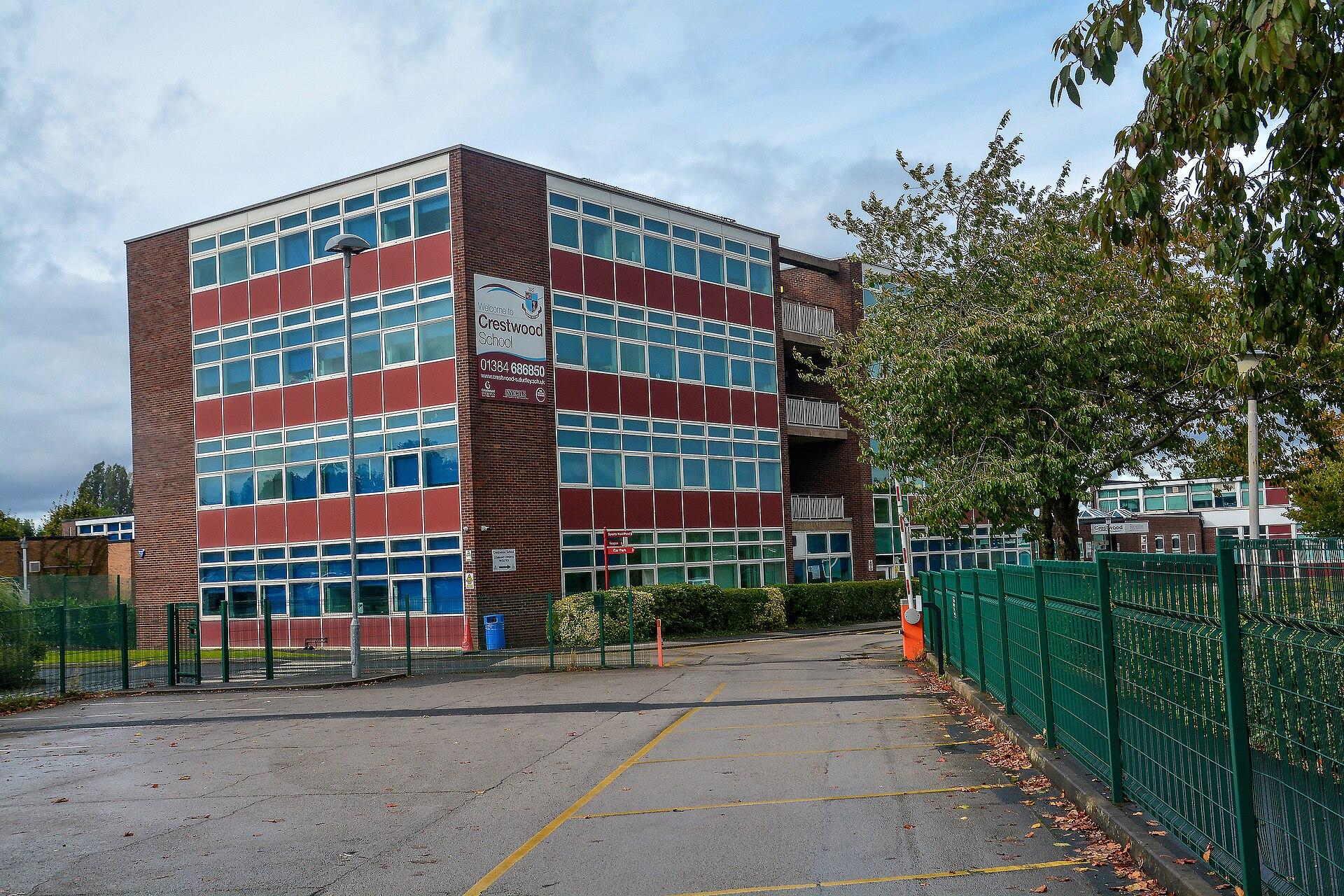 The Crestwood School Tables, Kingswinford photo 1