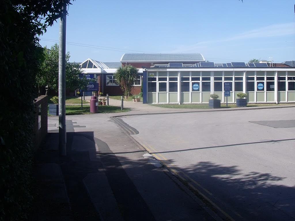 Oulton Academy photo 1