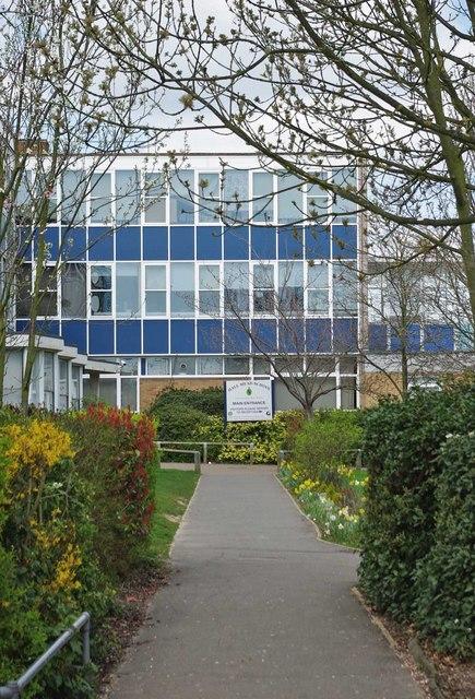 Hall Mead School photo 1