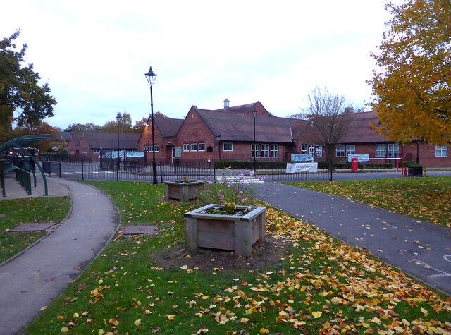 Dickens Heath Community Primary School, Shirley photo 1