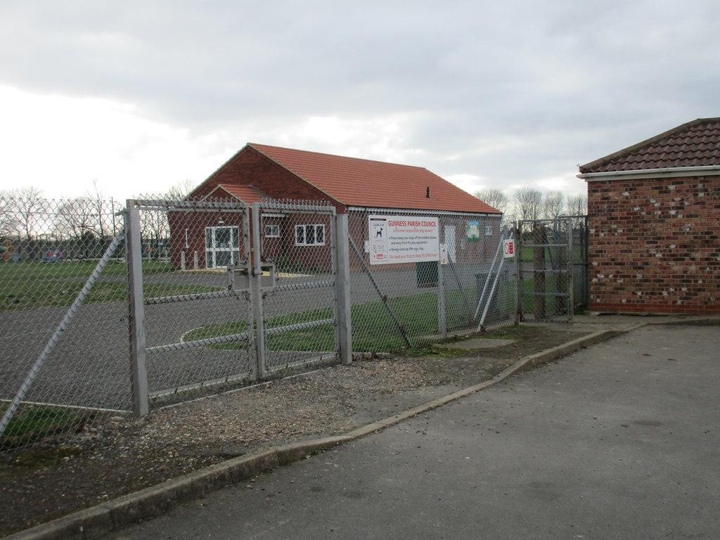 Gunness Playing Field photo 1