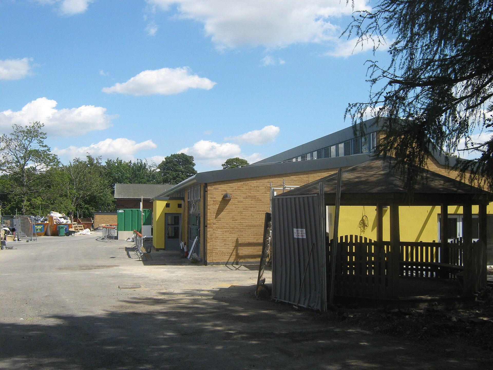 The Highway Primary School, Orpington photo 1